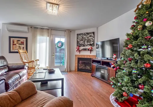 Condo à vendre - 2550 Boul. Jacques-Marcil, App. 202, St-Hubert, J3Y 9A3