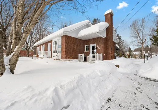 Maison à vendre - 960 Rue du Buisson, Saint-Jérôme, J5L 1G4