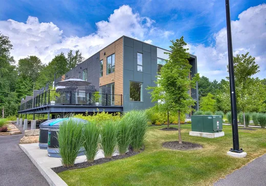 House for sale - 555 Rue des Charmettes, Blainville, J7C 0Z3