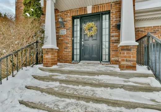 Maison à vendre - 328 Rue Ste-Marie, Sainte-Marthe-sur-le-Lac, J0N 1P0