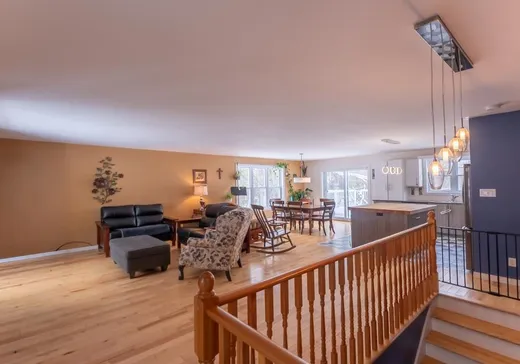 Maison à vendre - 121 Rue Stanley, Pointe-Claire (Île de Montréal), J0B 2H0