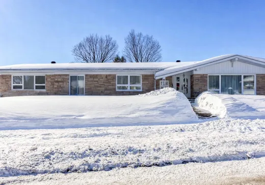 Maison à étages à vendre - 3643-3683 Rue Bellevue, Shawinigan, G9N3L6