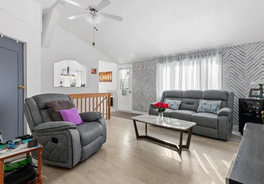 Maison à vendre - 71 Rue Émile, Lanoraie, J0K 1E0