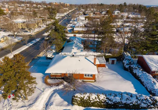 Bungalow for sale - 320 Rue Rioux, Sherbrooke, J1J2W8