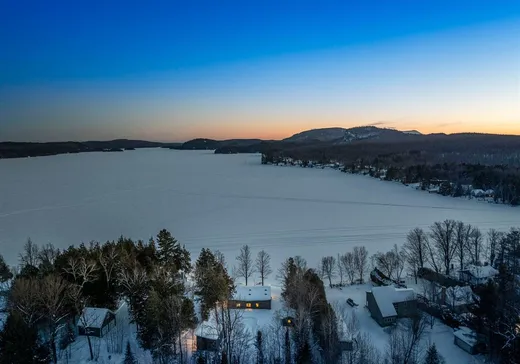 Maison à vendre - 470 Ch. des Baies, Valcourt, J0E 1Y0