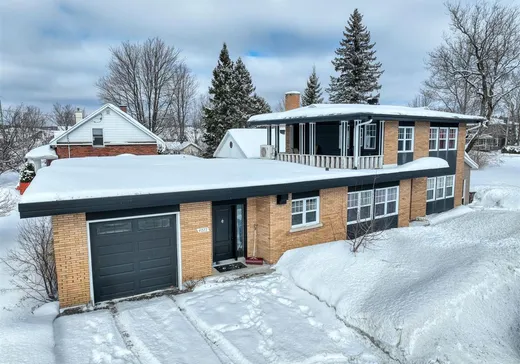 Two or more stories for sale - 4077 Rue Lord, Black-Lake, G6H1H5