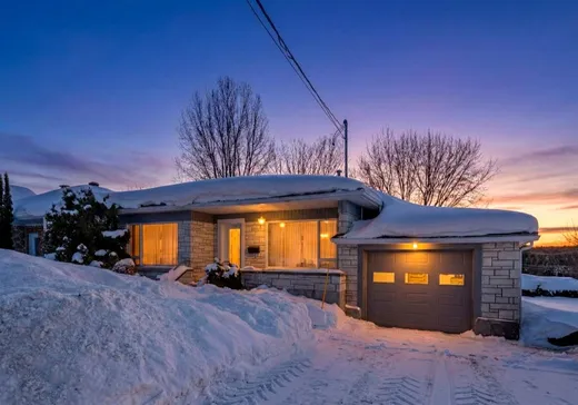 Bungalow à vendre - 377 Boul. du Centenaire, Saint-Basile, G0A3G0