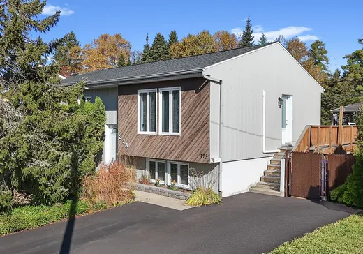 Maison à vendre - 373 Av. de l'Eurêka, Rimouski, G5M 1P2