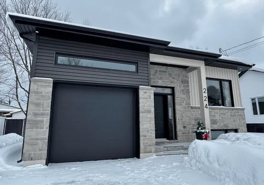 Maison à vendre - 224 Rue Bernard, Cowansville, J2K 1E6