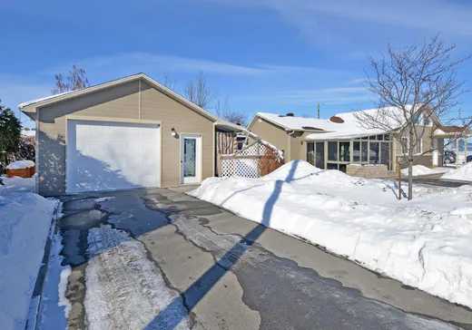 Maison à vendre - 284 Rue Ellice, Salaberry-de-Valleyfield, J6T 1G4