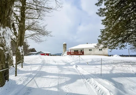 Bungalow à vendre - 7096Z Ch. Benoit, Valcourt, J0E2L0