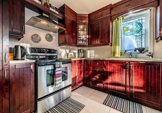 Maison à vendre - 255 Av. des Prés, St-Boniface-De-Shawinigan, G0X 2L0