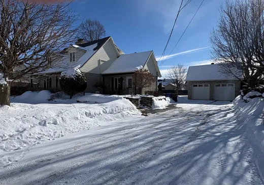 Maison à vendre - 119 Rue Brassard, Salaberry-de-Valleyfield, J6T 5Z6