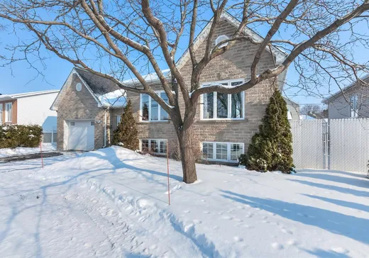 Maison à vendre - 232 Boul. Maple, Châteauguay, J6J 3R6