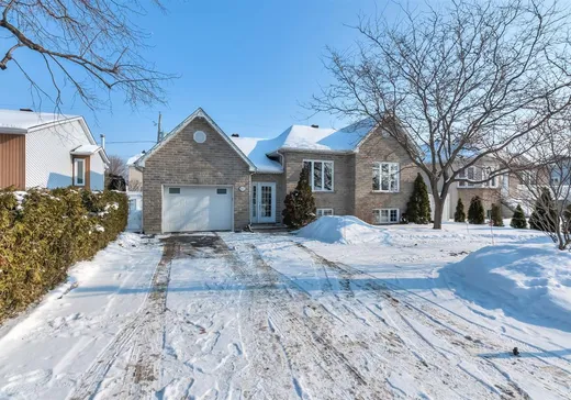 Maison à vendre - 232 Boul. Maple, Châteauguay, J6J 3R6