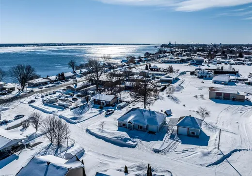 Un étage et demi à vendre - 15 Rue Lucien-Turcotte, Trois-Rivières, G8T9S5