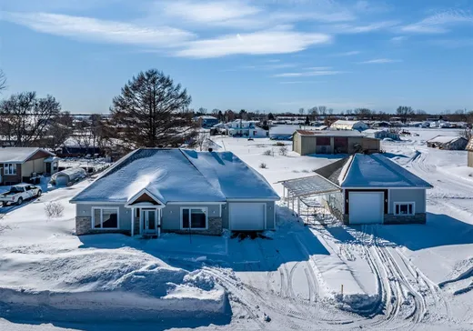 House for sale - 15 Rue Lucien-Turcotte, Trois-Rivières, G8T 9S5