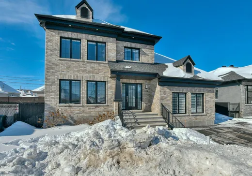 Maison à étages à vendre - 304 Rue de la Coulée, Sainte-Marthe-sur-le-Lac, J0N1P0