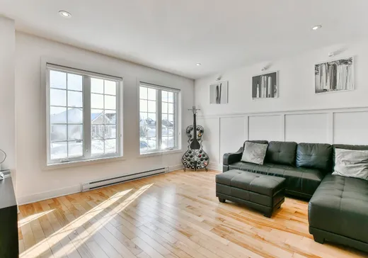 Maison à vendre - 304 Rue de la Coulée, Sainte-Marthe-sur-le-Lac, J0N 1P0