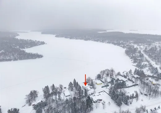 Maison à vendre - 27 Rue Lussier, Windsor, J1S 2L5