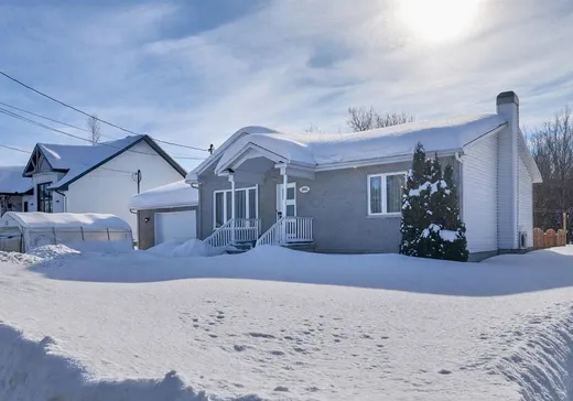 Bungalow à vendre - 11065 Boul. des Forges, Trois-Rivières, G9A5E3