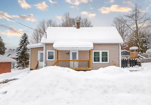 Maison à vendre - 120 Rue Bellemare, Cookshire-Eaton, J0B 1M0