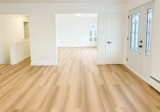 Maison à vendre - 431-431A Rue St-Eustache, Saint-Eustache, J7R 2M8