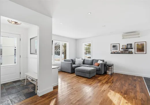 Maison à vendre - 1748 Carré Giroux, Saint-Césaire, J0L 1T0