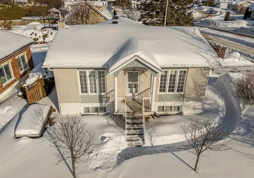 Bungalow for sale - 202 Rue des Pins, Prévost, J0R1T0