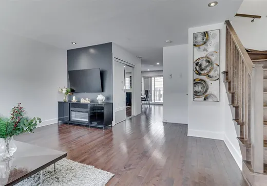 Maison à vendre - 8313Z Av. des Trembles, Laval (Duvernay), H7A 0H6