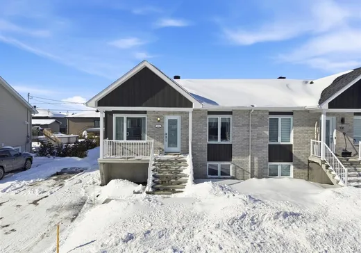 Bungalow à vendre - 104 Rue de Chenonceau, Drummondville, J2A0E6