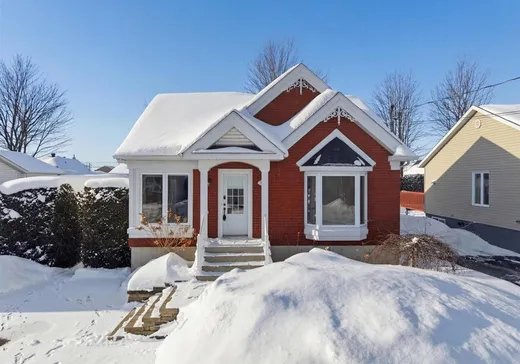 Bungalow for sale - 1040 Rue de Prague, Drummondville, J2C8B2