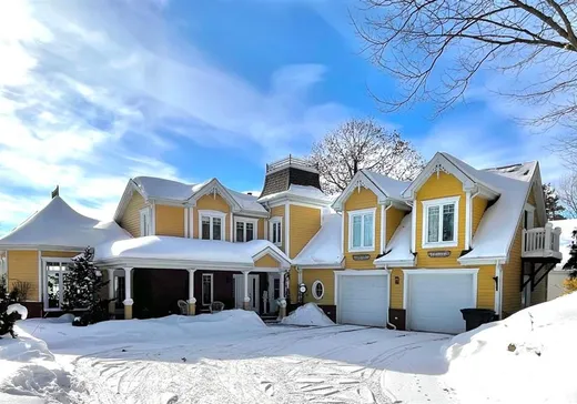 Two or more stories for sale - 1565 Ch. Hemming, Drummondville, J2B8S8