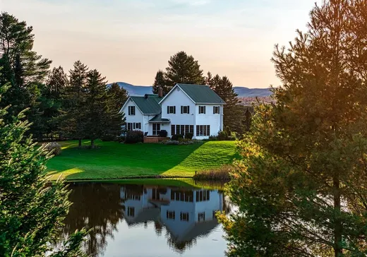 Maison à vendre - 49 Ch. Peabody, Mansonville, J0E 1X0