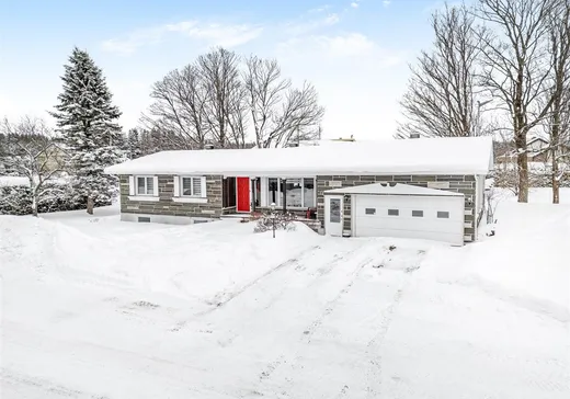 House for sale - 311 Rue de la Fabrique, St-Sebastien-De-Frontenac, G0Y 1M0