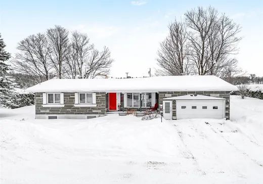 House for sale - 311 Rue de la Fabrique, St-Sebastien-De-Frontenac, G0Y 1M0