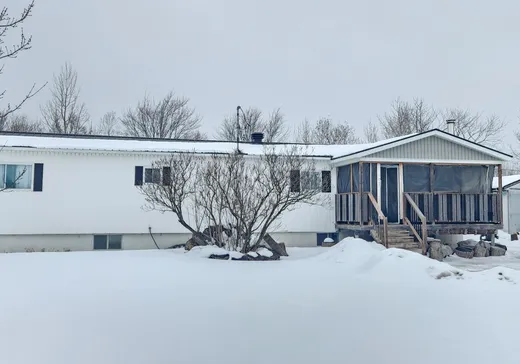 House for sale - 131 Rue Lorraine, Saint-Jean-sur-Richelieu, J2Y 1G3