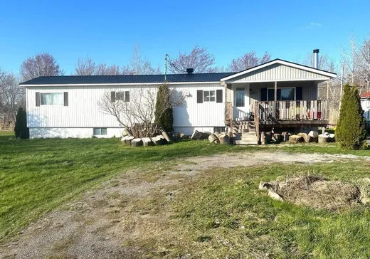 House for sale - 131 Rue Lorraine, Saint-Jean-sur-Richelieu, J2Y 1G3