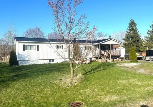 House for sale - 131 Rue Lorraine, Saint-Jean-sur-Richelieu, J2Y 1G3