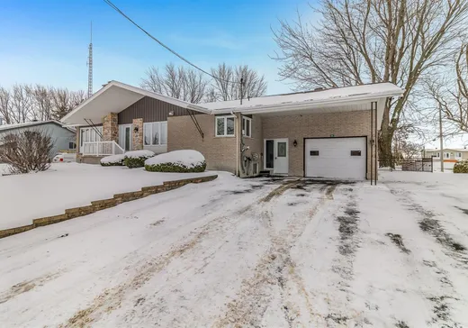 Maison à vendre - 551 Rue Principale, La Présentation, J0H 1B0