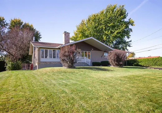 Maison à vendre - 551 Rue Principale, La Présentation, J0H 1B0