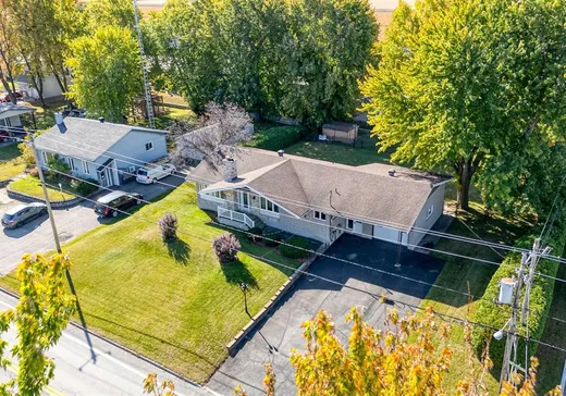 Maison à vendre - 551 Rue Principale, La Présentation, J0H 1B0