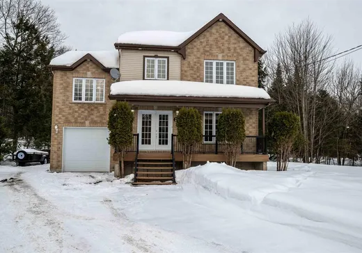 House for sale - 239 Rue du Boisé, Saint-Colomban, J5K 2N9