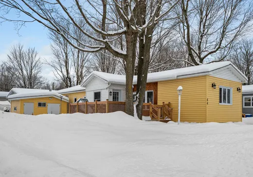 House for sale - 44 Rue des Lilas, Granby, J2H 2C1