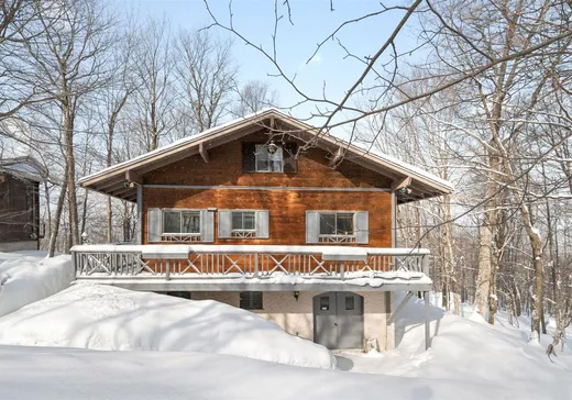 Two or more stories for sale - 110 Rue de Zermatt, Sainte-Agathe-des-Monts, J8C0V9