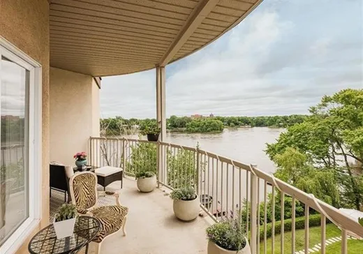 Condo à vendre - 502 Boul. des Prairies, App. 502, Laval (Laval-des-Rapides), H7V 1B5