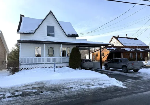 Maison à étages à vendre - 195 1re Avenue N., St-Gedeon-De-Beauce, G0M1T0