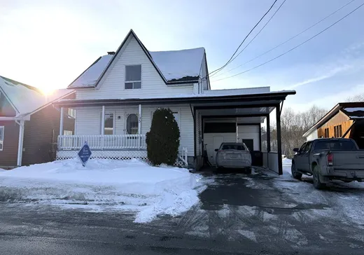 Maison à vendre - 195 1re Avenue N., St-Gedeon-De-Beauce, G0M 1T0