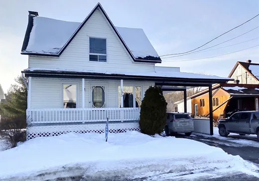 Maison à vendre - 195 1re Avenue N., St-Gedeon-De-Beauce, G0M 1T0