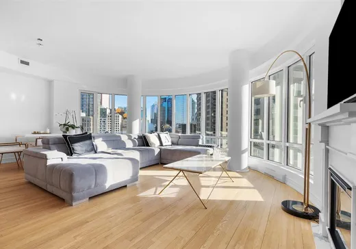 Condo à vendre - 2000 Rue Drummond, App. 1401, Montréal (Centreville), H3G2X1